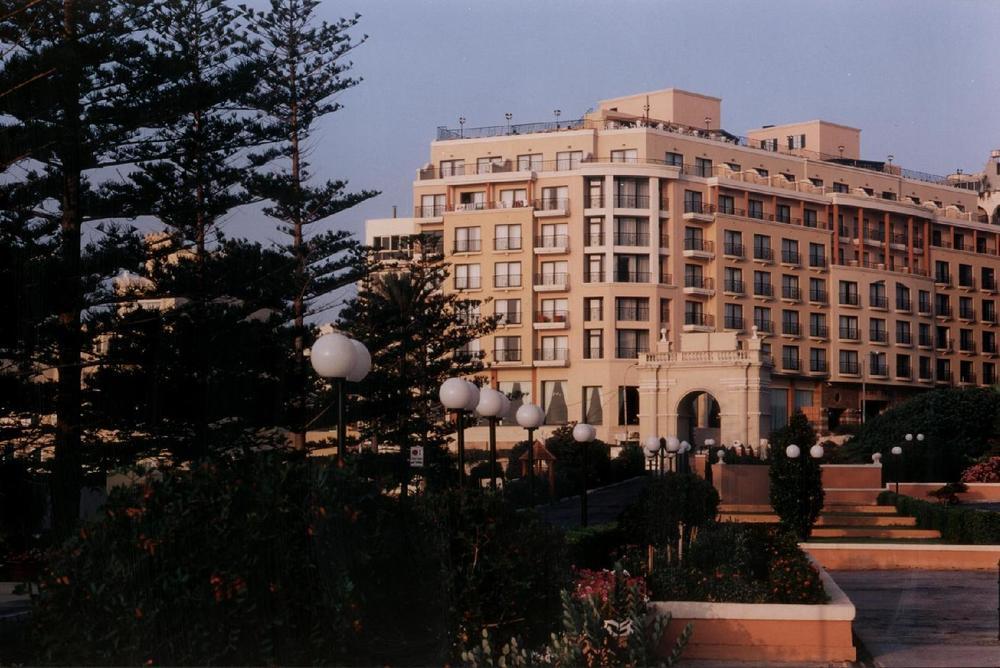 Vivaldi Hotel San Ġiljan Exterior foto